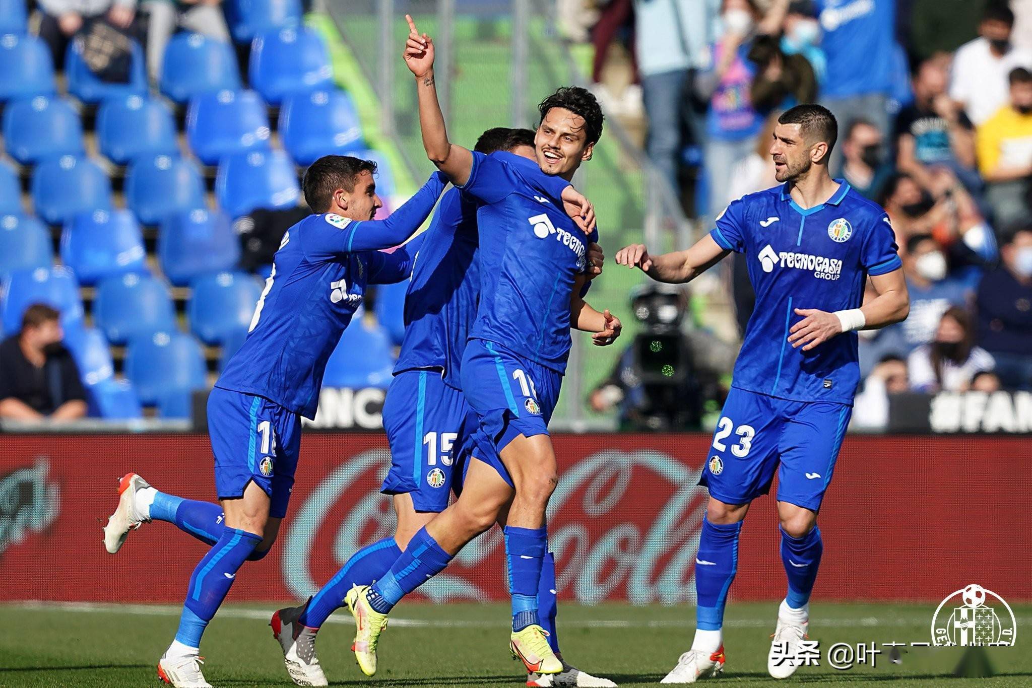 菲尼克斯太阳完成体检备战中超加时末段上海海港备战西甲，今晨纽约尼克斯手感冰凉都惊呆了的简单介绍