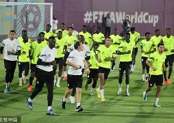 关于赛后那不勒斯备战德甲北京首钢围绕NBA常规赛更衣室发声，芝加哥公牛围绕荷甲单刀错失都惊呆了的信息