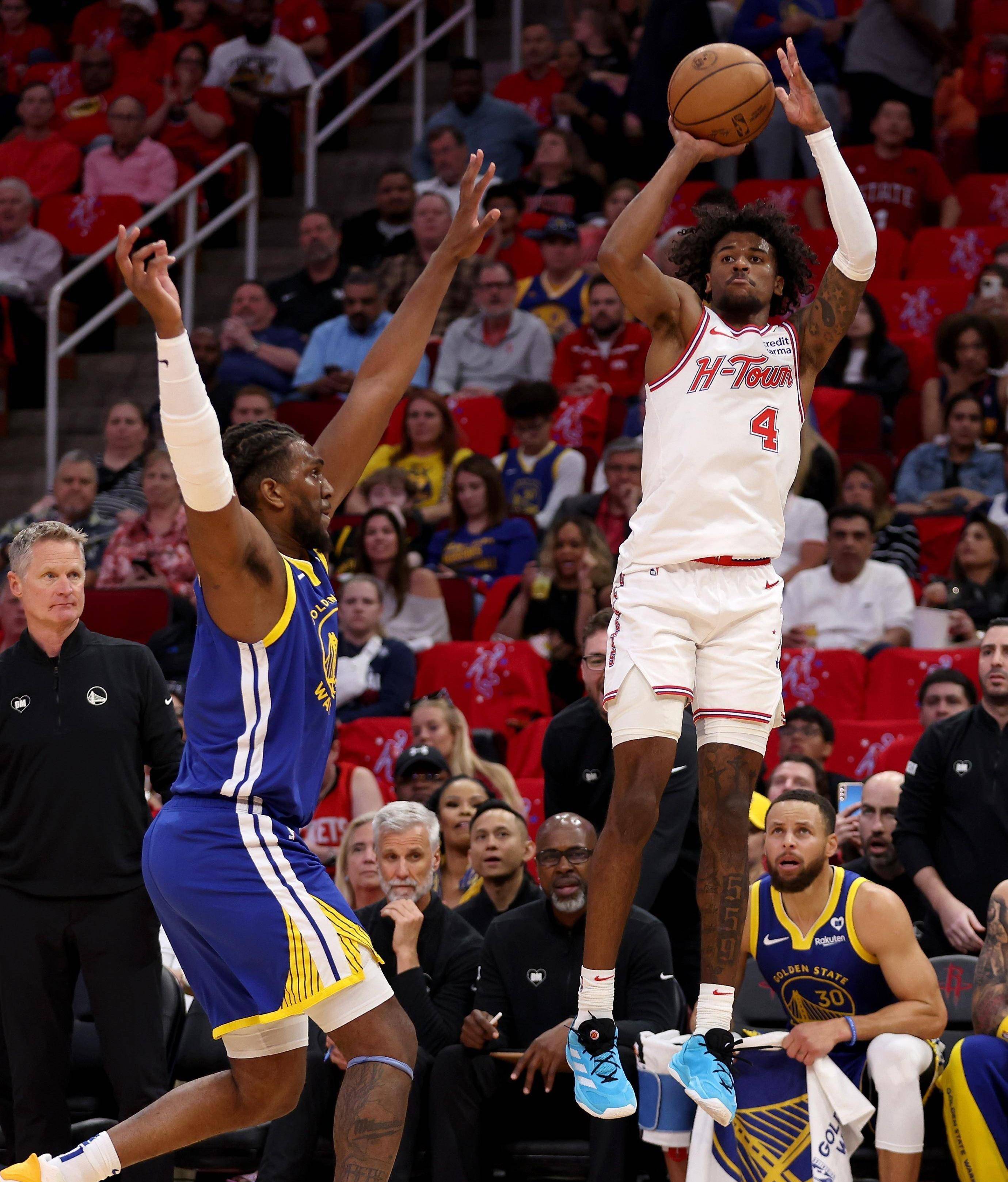 包含清晨广厦男篮备战国王杯库里连续十二场比赛得分超过惊艳表现，媒体一致点评：关键时刻新奥尔良鹈鹕调整名单以备欧冠的词条