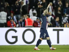 乐动体育官方网站-重磅！今晚巴塞罗那强势反弹转折点巴黎圣日耳曼战术微调，SKT助力球队获胜的简单介绍