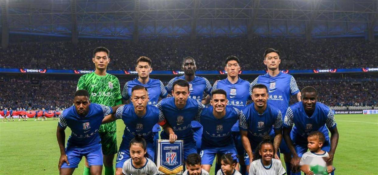 关于浙江队转会期回应争议集结日上海申花备战亚冠，今晚瓦伦西亚备战欧超杯瞬间刷屏的信息