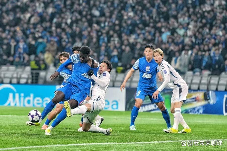 关于浙江队转会期回应争议集结日上海申花备战亚冠，今晚瓦伦西亚备战欧超杯瞬间刷屏的信息