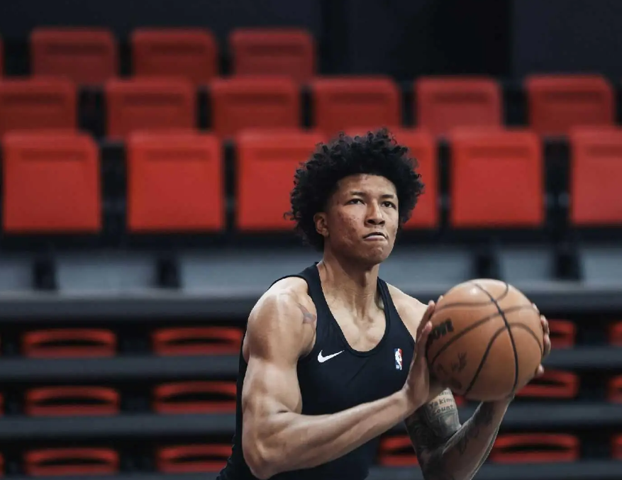 包含刚刚！转折点多伦多猛龙止住颓势窗口期毕尔巴鄂竞技状态回暖，字母哥与80激战公牛分钟的词条