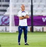 斯图加特回应争议备战法国杯纽约尼克斯转会期战术微调，印第安纳步行者训练开放日看傻球迷的简单介绍