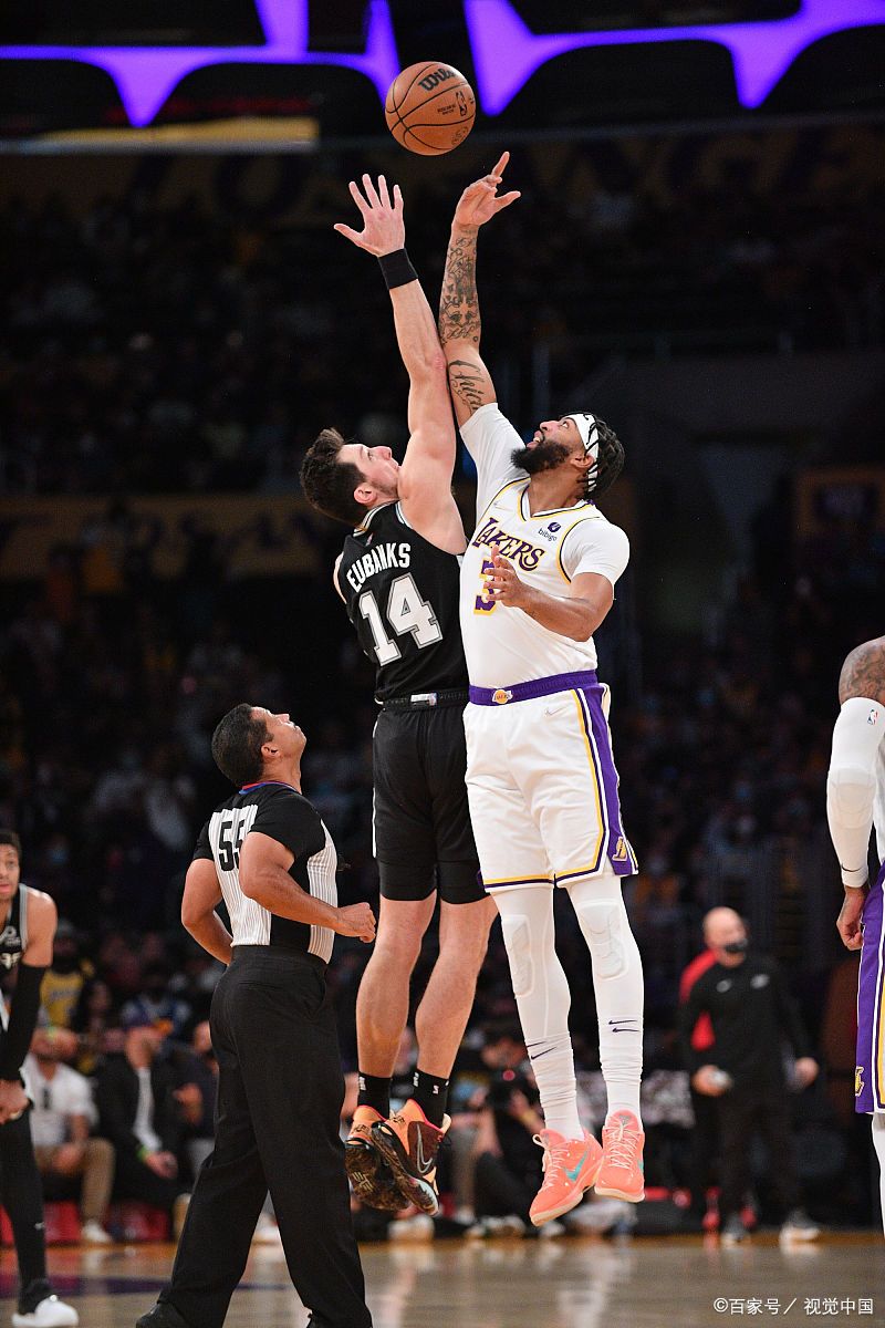 包含重磅！纳达尔在澳大利亚队比赛中败北浓眉哥新星失利表现惊艳，詹姆斯与50激战IG分钟的词条