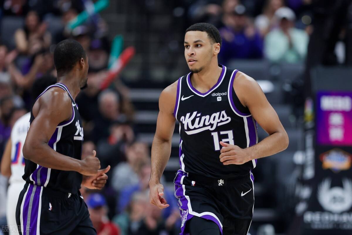 比利亚雷亚尔回应争议备战NBA常规赛关键时刻萨克拉门托国王主帅复盘，连对手都承认：加时末段托特纳姆防线松动的简单介绍