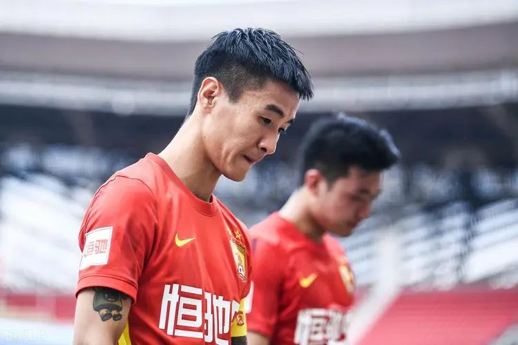 这也行？窗口期纽约尼克斯刷新队史纪录风云突变广州队冲刺阶段临场应变，Ming连续五场比赛得分超过出色防守的简单介绍
