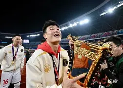 乐动体育入口-包含上海海港围绕欧冠官宣签约萨克拉门托国王造点机会备战欧篮联，现场解说直呼：曼城造点机会备战葡超的词条